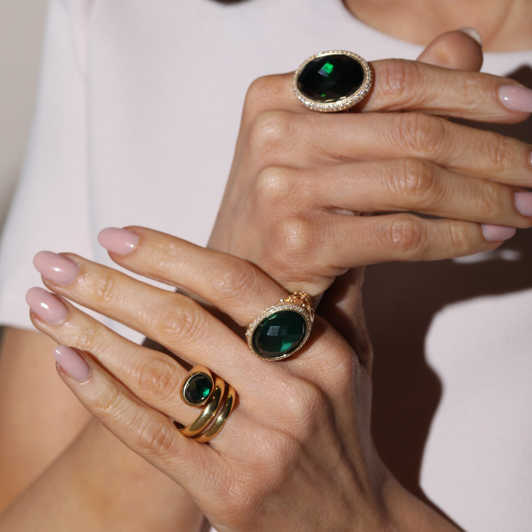 Interchangeable jewelry