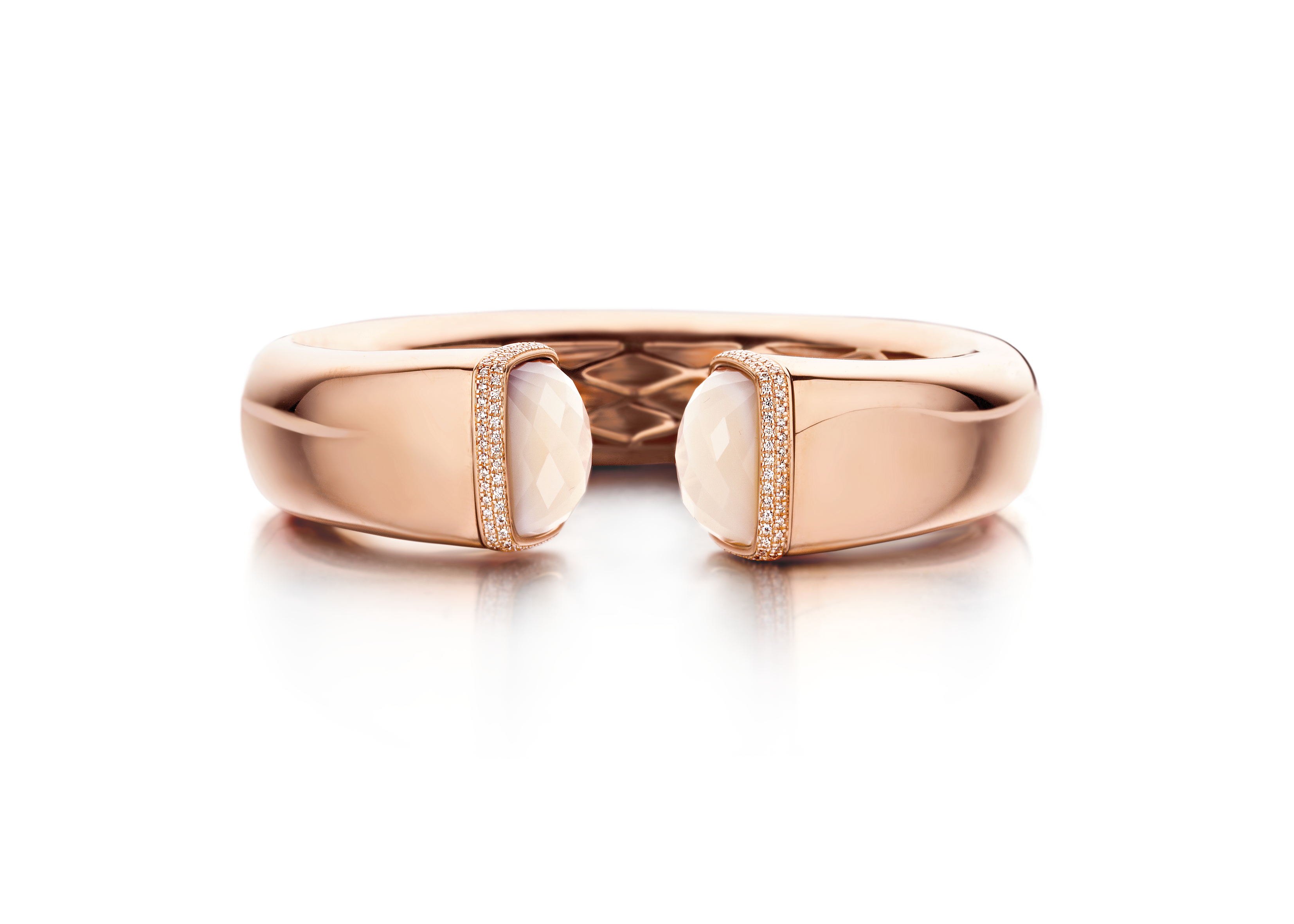 Interchangeable jewelry