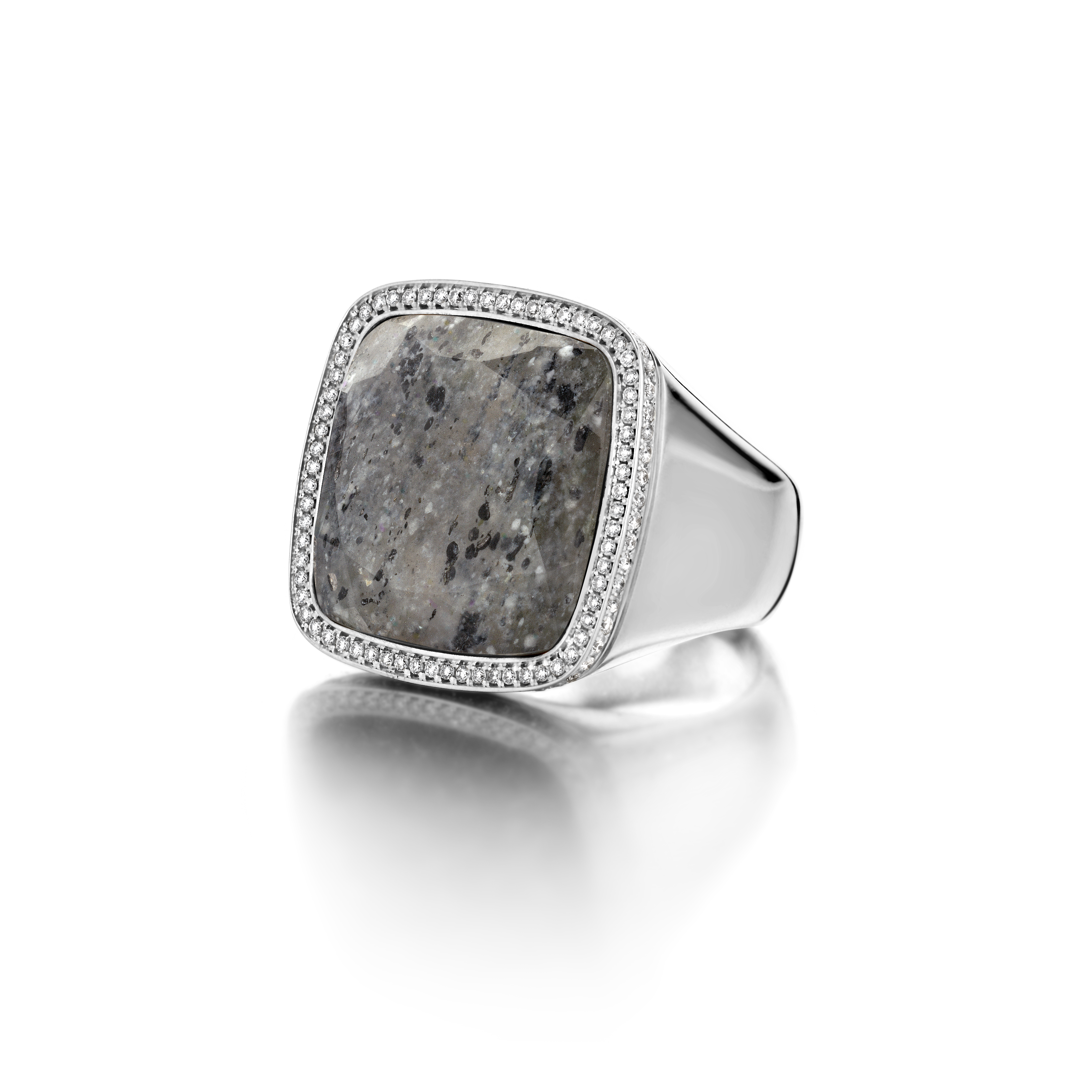 Interchangeable jewelry