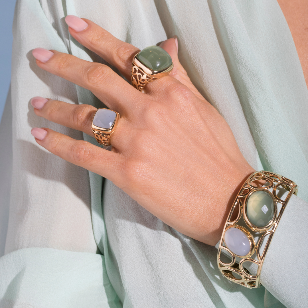 Interchangeable jewelry